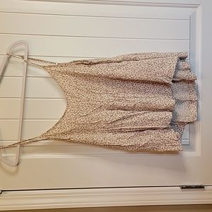 Wishlist flowy floral tank size L